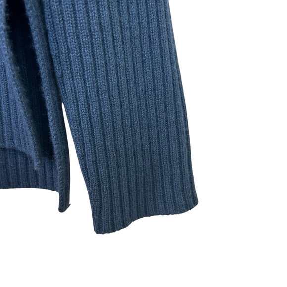 Vince - Women’s Wool, Cashmere Blend Knit Sweater in ‘Tide Pool’ - Blue, Medium - Picture 13 of 14